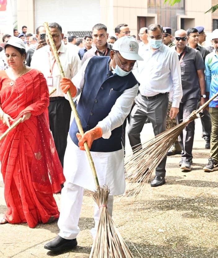 मुख्यमंत्री विष्णुदेव साय ने प्रधानमंत्री नरेंद्र मोदी के जन्मदिवस पर ‘स्वच्छता ही सेवा पखवाड़ा 2025’ का किया शुभारंभ….
