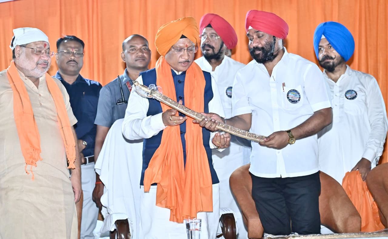 गुरु श्री तेगबहादुर सिंह जी ने धर्म की रक्षा के लिए दी अपनी शहादत : मुख्यमंत्री विष्णुदेव साय….