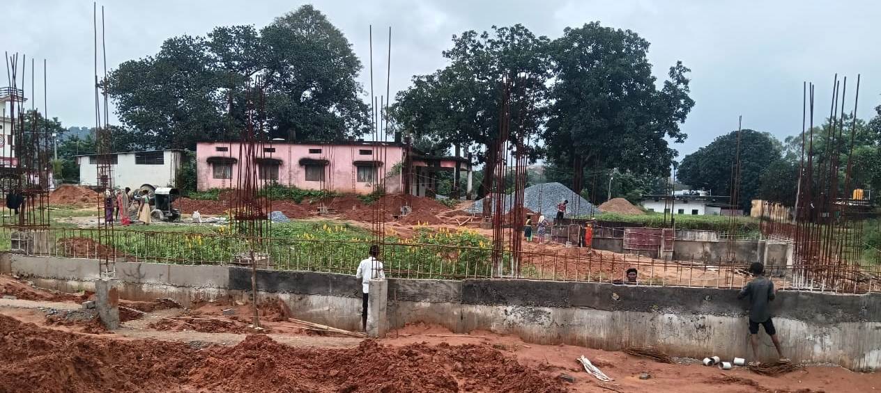 बगीचा में आधुनिक इनडोर बैडमिंटन स्टेडियम का निर्माण प्रारंभ….