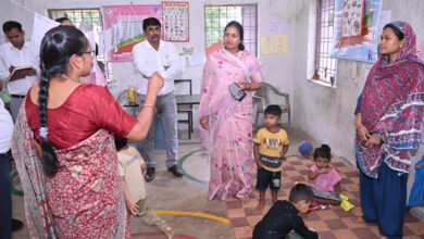 महिला एवं बाल विकास मंत्री श्रीमती राजवाड़े सरगुजा संभाग के दौरे पर…