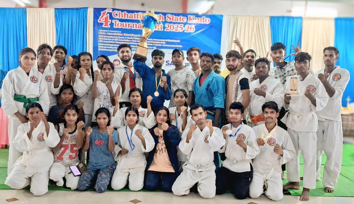 राज्य स्तरीय कूड़ो प्रतियोगिता में खिलाड़ियों को मिला स्वर्ण पदक….. राज्य स्तरीय कूड़ो प्रतियोगिता में खिलाड़ियों को मिला स्वर्ण पदक…..