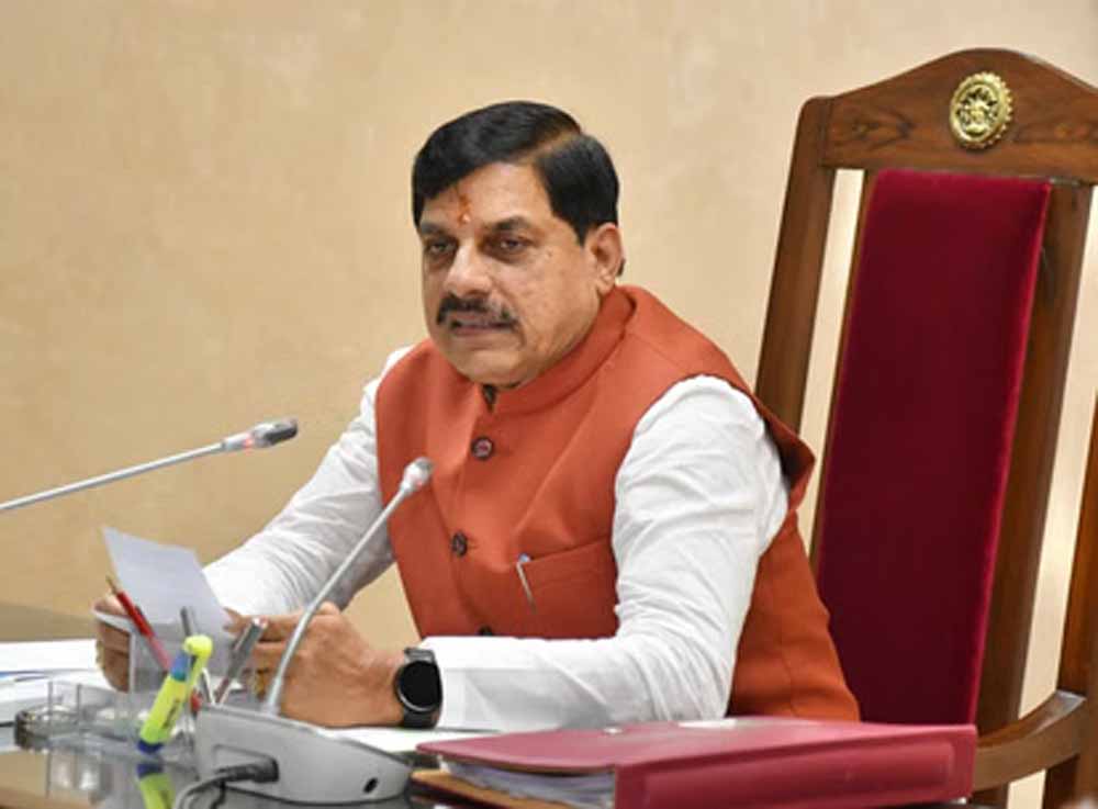 लोक अनुष्ठान और सांस्कृतिक परंपराओं के अनुसार मनाया जाए गोवर्धन पर्व : मुख्यमंत्री डॉ.यादव लोक अनुष्ठान और सांस्कृतिक परंपराओं के अनुसार मनाया जाए गोवर्धन पर्व : मुख्यमंत्री डॉ.यादव