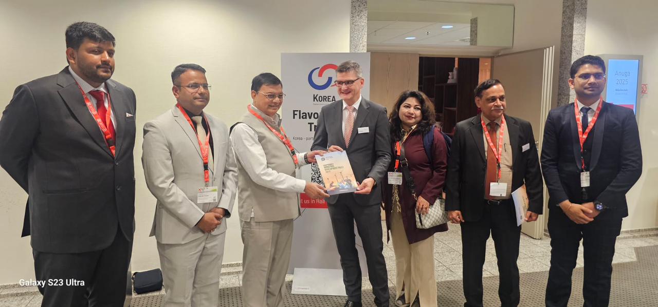 जर्मनी में विश्व की सबसे बड़े खाद्य प्रदर्शनी में उद्योग मंत्री लखन लाल देवांगन ने छत्तीसगढ़ का किया प्रतिनिधित्व….