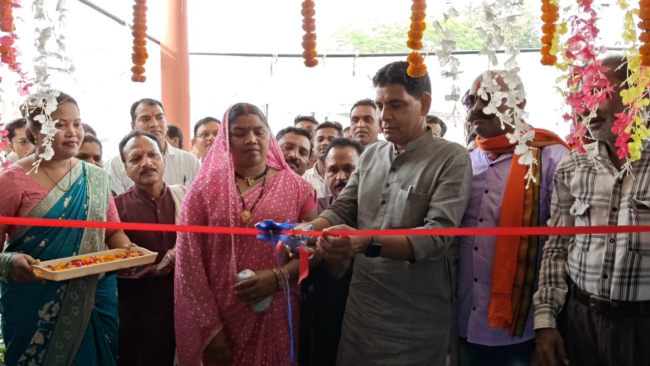 जनता की दहलीज़ पर राजस्व-सेवा : सुहेला में नए तहसील भवन का लोकार्पण, ग्रामीणों को मिले विकास के उपहार- राजस्व मंत्री वर्मा…. जनता की दहलीज़ पर राजस्व-सेवा : सुहेला में नए तहसील भवन का लोकार्पण, ग्रामीणों को मिले विकास के उपहार- राजस्व मंत्री वर्मा….