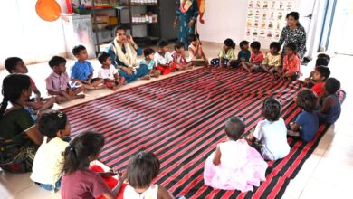 आंगनबाड़ी केंद्रों की बदली तस्वीर खेलते-खिलखिलाते नन्हे कदमों से संवर रहा भविष्य….