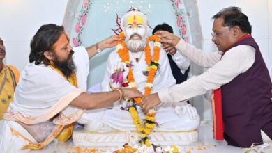 संतों के आशीर्वाद और जनसहयोग से छत्तीसगढ़ आगे बढ़ रहा है विकास और आस्था के मार्ग पर – मुख्यमंत्री विष्णुदेव साय…. संतों के आशीर्वाद और जनसहयोग से छत्तीसगढ़ आगे बढ़ रहा है विकास और आस्था के मार्ग पर – मुख्यमंत्री विष्णुदेव साय….