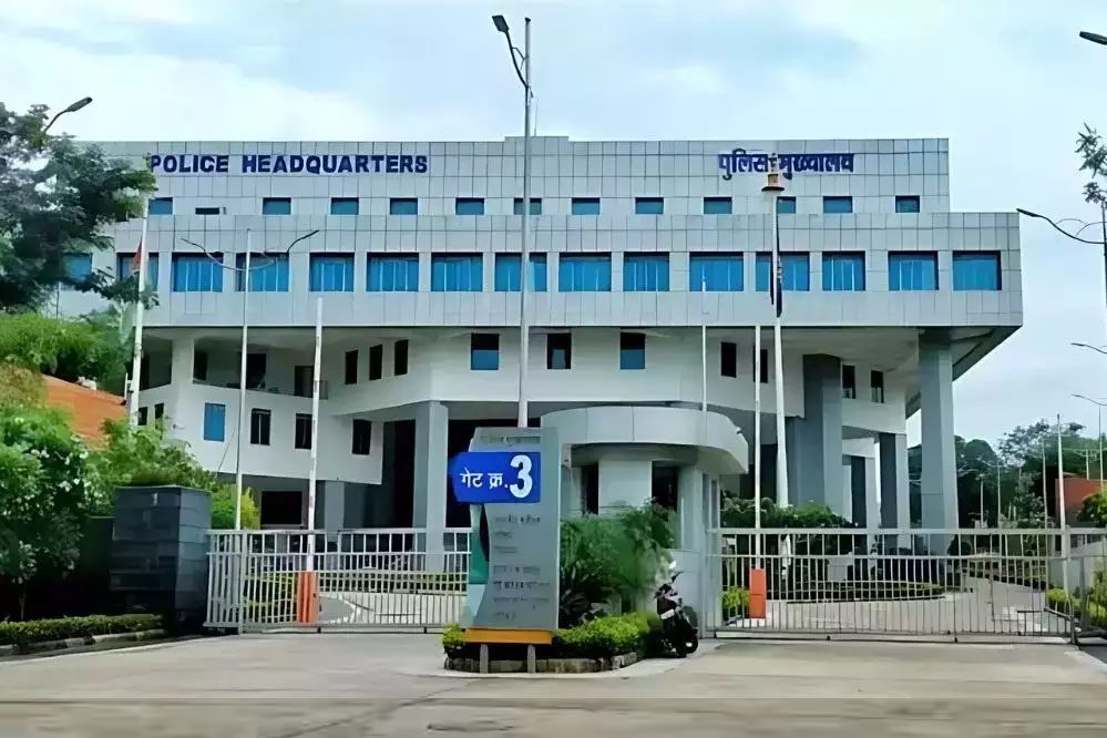 दिवाली पर MP पुलिस को मिला बड़ा तोहफा, सरकार के 5 फैसलों से बढ़ी खुशी दिवाली पर MP पुलिस को मिला बड़ा तोहफा, सरकार के 5 फैसलों से बढ़ी खुशी