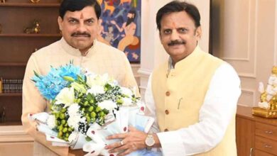 मुख्यमंत्री डॉ. यादव से भेंट कर उप मुख्यमंत्री शुक्ल ने व्यक्त किया आभार मुख्यमंत्री डॉ. यादव से भेंट कर उप मुख्यमंत्री शुक्ल ने व्यक्त किया आभार