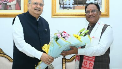 मुख्यमंत्री विष्णु देव साय को विधानसभा अध्यक्ष डॉ. रमन सिंह ने नवीन विधानसभा भवन के लोकार्पण समारोह में शामिल होने का दिया आमंत्रण….