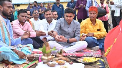 ग्रामीणों का जीवन स्तर ऊंचा होने से ही बनेगा विकसित छत्तीसगढ़- मंत्री टंक राम वर्मा…. ग्रामीणों का जीवन स्तर ऊंचा होने से ही बनेगा विकसित छत्तीसगढ़- मंत्री टंक राम वर्मा….