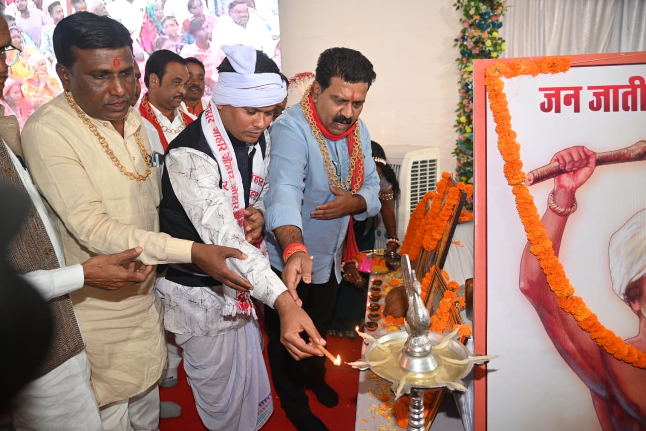 धरती आबा भगवान बिरसा मुण्डा जयंती दिवस जनजाति समाज की वीरता, त्याग और संस्कृति को समर्पित है-उप मुख्यमंत्री विजय शर्मा….