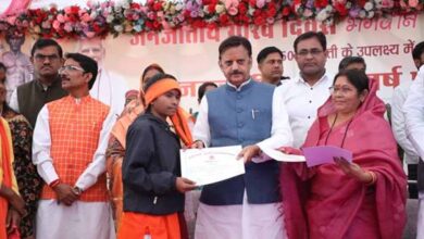 महापुरूषों के स्मरण से मन में देश प्रेम की भावना जागृत होती है : उप मुख्यमंत्री शुक्ल