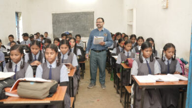 युक्तियुक्तकरण नीति से विद्यार्थियों तक पहुँच रही शिक्षकों की विशेषज्ञता का लाभ…