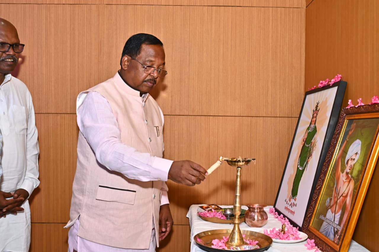 जनजातीय गौरव के लिए हम सबक को मिलकर काम करना होगा: मंत्री रामविचार नेताम….